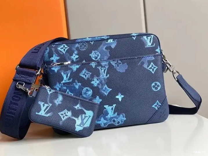 MESSENGER TRIO VUITTON LOUIS 0618